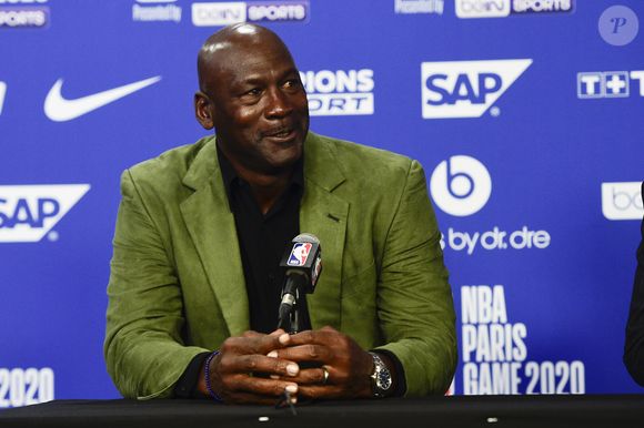 Michael Jordan - coproprietaire des Charlotte Hornets - Conférence de presse du match de NBA Game Paris 2020 entre les Bucks de Milwaukee et les Charlotte Hornet à l'AccorHotels Arena à Paris le 24 janvier 2020.

© JB Autissier / Panoramic / 2020