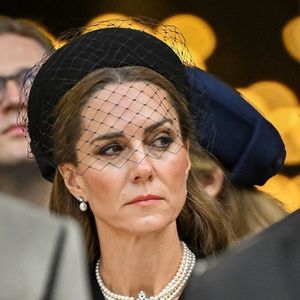 La famille royale durant les obsèques de la duchesse de Kent dans la cathédrale de Westminster à Londres le 16 septembre 2025. © Backgrid UK/ Bestimage