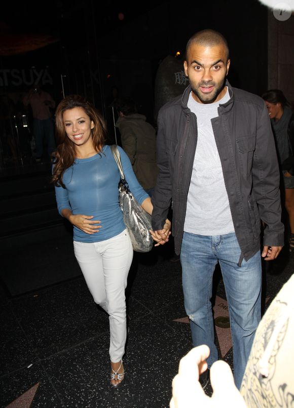 Eva Longoria et Tony Parker sont allés dîner au restaurant Katsuya à West Hollywood (2009)

FAME PICTURES / BESTIMAGE