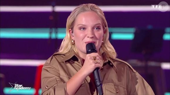 Maïa lors du prime du 12 octobre de la "Star Academy"