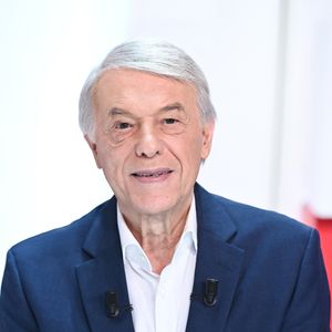 Salvatore Adamo  - Enregistrement de l'émission "Vivement Dimanche" au Studio Gabriel à Paris, France, le 26 janvier 2023, présentée par M.Drucker et diffusée le 5 février 2023 sur France 3. © Guillaume Gaffiot/Bestimage