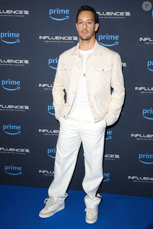 "SVP Arrêtez de donner du crédit à tous ceux qui hurlent sur les réseaux sociaux qu’on vit un enfer terrible à Dubai sous les bombes", a-t-il demandé.

Diego El Glaoui - Avant-première de la série Influence(s) sur Amazon Prime Video au cinéma le Silencio des Prés à Paris le 26 février 2024. © Coadic Guirec/Bestimage
