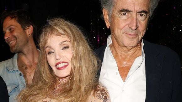 Bernard-Henri Lévy finit ses nuits sans Arielle Dombasle à cause du syndrome qui le touche