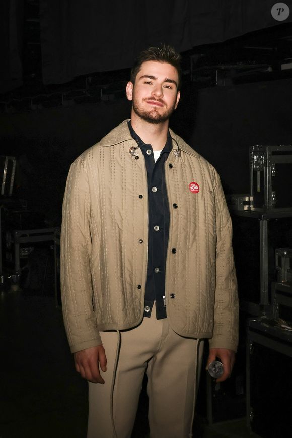 Exclusif - Julien Lieb en backstage du concert du gala de Noël de l'association Tout le monde contre le cancer fête ses 20 ans diffusé le 24 décembre sur M6 à l'Adidas Aren Porte de la Chapelle à Paris, France, le 4 décembre 2025. © Jack Tribeca/Bestimage