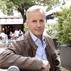 Exclusif - Bernard de La Villardière - Première édition du salon du livre de Saint-Germain-des-Prés à Paris le 30 juin 2024. CEDRIC PERRIN / BESTIMAGE