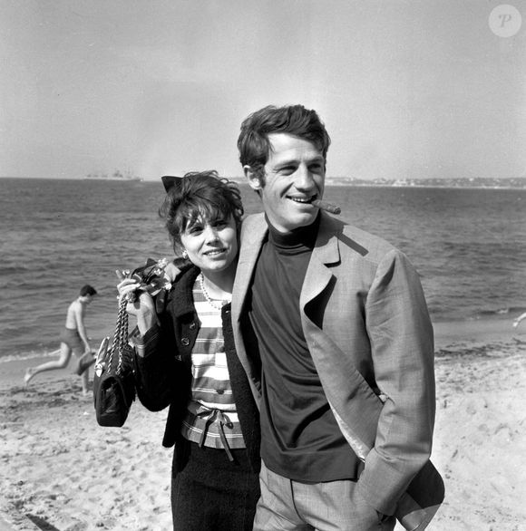Jean-Paul Belmondo et Elodie Constantin à Cannes, en 1960. Photo de Olycom/ABACAPRESS.COM