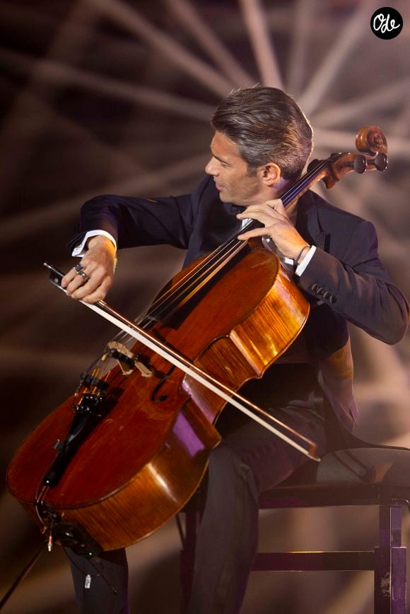 Gautier Capuçon - 13ème édition du Concert de Paris aux pieds de la Tour Eiffel à l’occasion de la fête nationale du 14 juillet proposé par Radio France, France Télévisions, la Ville de Paris, et Électron Libre Productions. © Perusseau / Clovis / Bestimage