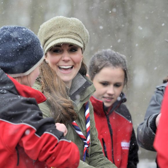 Kate Middleton (Catherine), la duchesse de Cambridge, enceinte, a pris part a un entrainement de benevoles de l'Association des Scouts au Great Tower Scout Camp pres de Newby Bridge, en Cumbrie, Angleterre, le 22 mars 2013.
EXPRESS SYNDICATION / BESTIMAGE