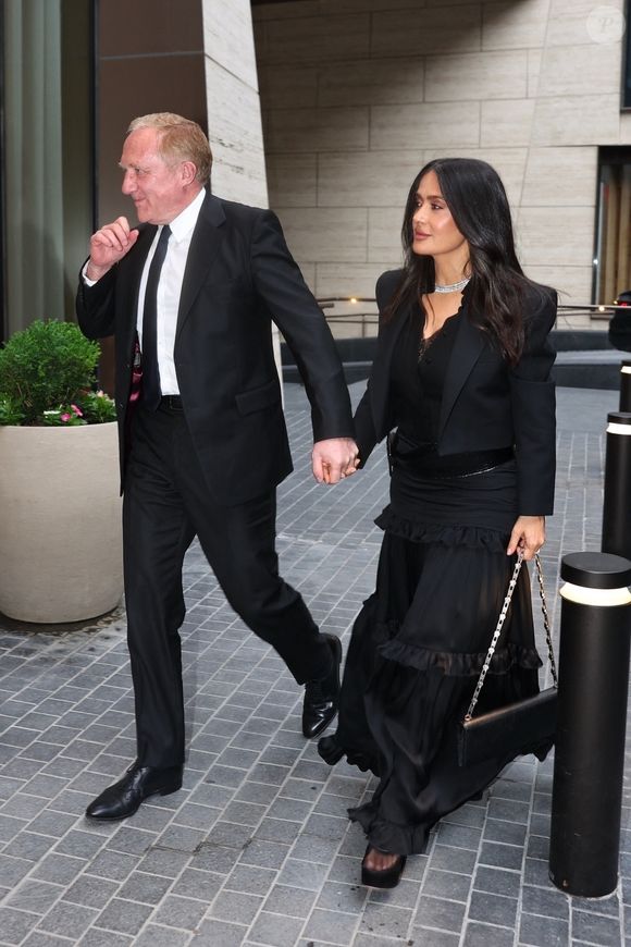 New York, NY - EXCLUSIF - Salma Hayek et son mari François-Henri Pinault profitent d'un dîner d'anniversaire intime à New York City après leur passage à Cannes.



Sur la photo : Selma Hayek, François-Henri Pinault