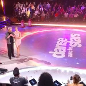 "Je suis assez d'accord avec ce qu'il vient d'être dit. Mathématiquement, ça n'a pas joué parce que l'écart était quand même gentil mais dans l'esprit du vote du public, je pense que ça a joué", a-t-il déclaré sur Europe 2.

Nelson Monfort éliminé de "Danse avec les stars" après avoir reçu la note de "2" de la part de Chris Marques. TF1