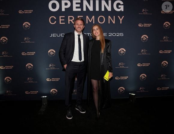 "Fin de saison, j'arrête et maintenant je me sens libérée", annonce-t-elle sur Instagram.

Damien Perquis, Vanessa Le Moigne lors de la cérémonie d'ouverture du Qatar Prix de l'Arc de Triomphe au Pré Catelan le 2 octobre 2025.

© Anne-Sophie Guebey / Bestimage