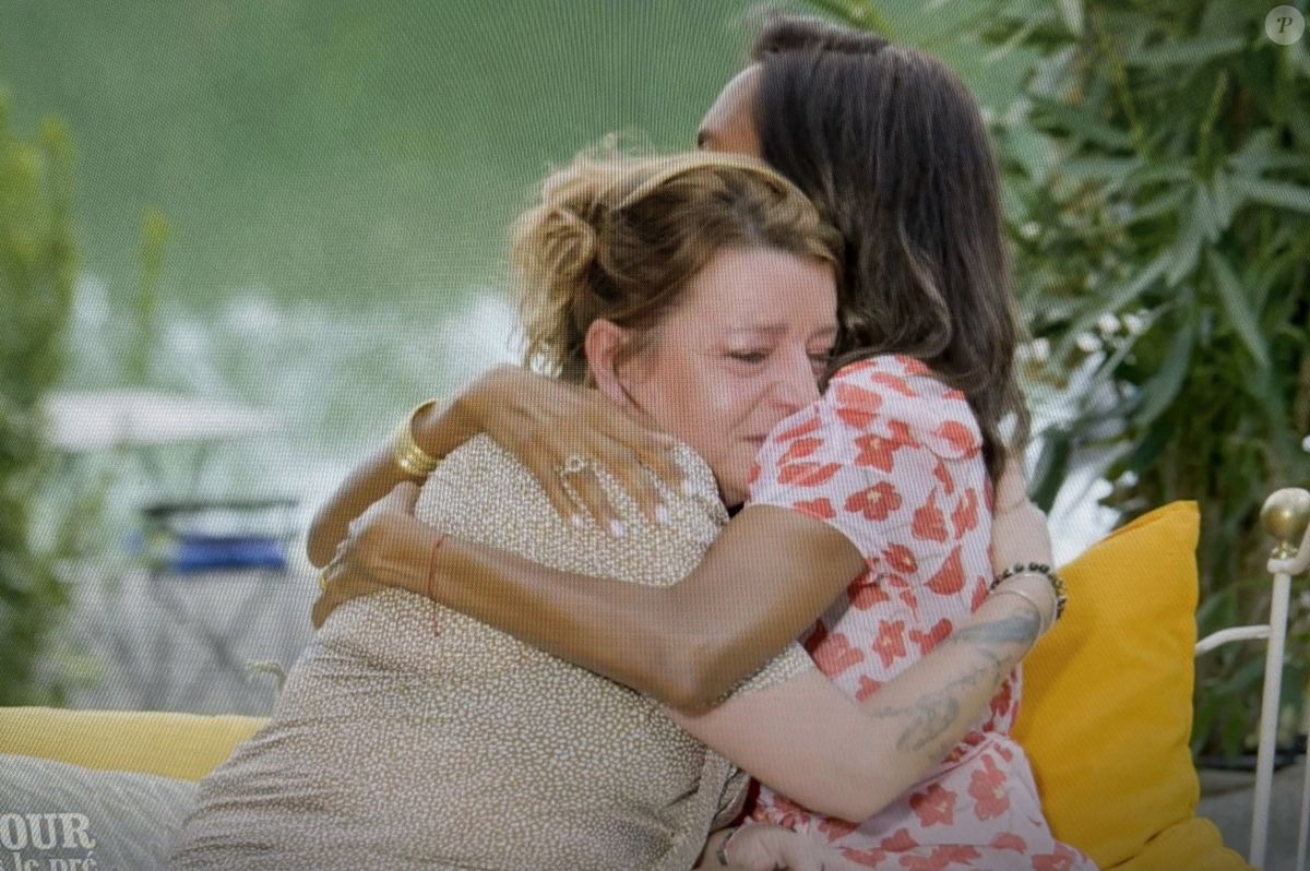 Isabelle explique pourquoi elle a voulu mettre fin à ses jours après L'amour  est dans le pré : "Quand j'ai vu ce que les gens pensaient..." - Purepeople