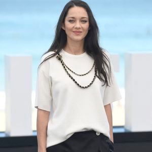 Marion Cotillard à la présentation du film "7h40 ce matin là" au 74ème Festival du Film de Saint-Sébastien, le 24 septembre 2026. 

© Bestimage