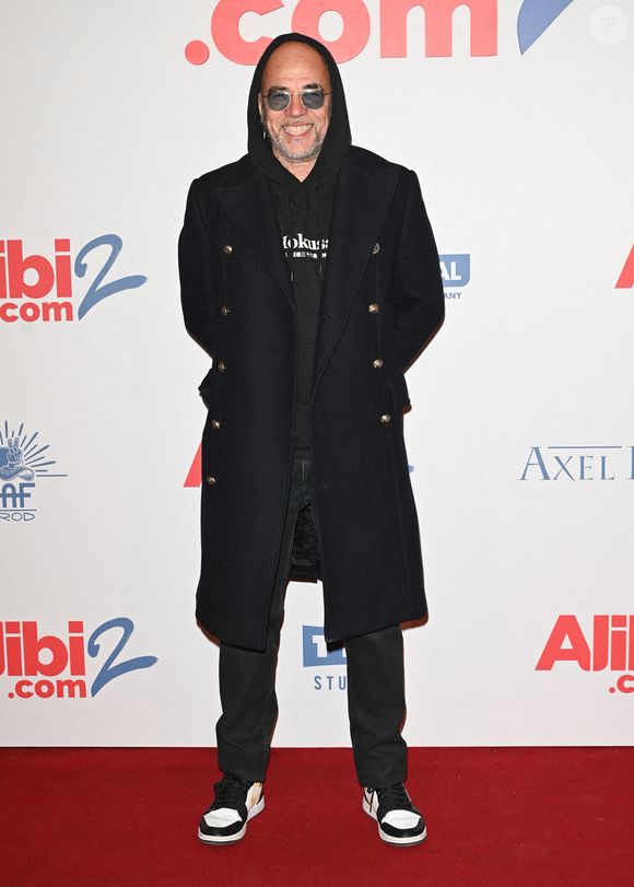 Une comédienne qui a pour rappel partagé la vie d'une autre célébrité, à savoir Pascal Obispo. 

Pascal Obispo - Première du film "Alibi.com 2" au cinéma Le Grand Rex à Paris le 6 février 2023. © Coadic Guirec/Bestimage