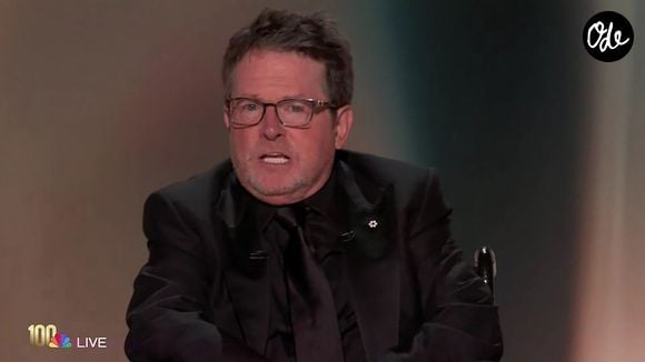 Les médecins lui ont diagnostiqué cette pathologie à l'âge de 29 ans en 1991

Los Angeles - Michael J. Fox a reçu deux ovations debout lors d'un discours émouvant aux Emmy Awards 2026 le lundi 14 septembre 2026.
Crédit : NBC / Backgrid UK via Bestimage