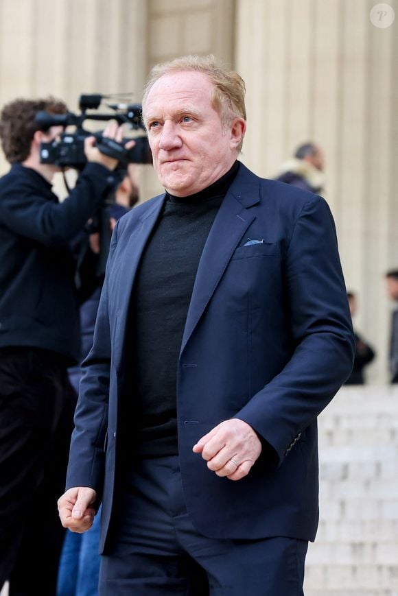 François-Henri Pinault - Sorties de la cérémonie religieuse en hommage à Rolland Courbis dans l'église de la Madeleine à Paris, France, le 14 janvier 2026. © Jacovides-Moreau/Bestimage