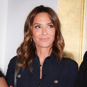 Pour rappel, la présentatrice a récemment effectué son retour à l'antenne après plusieurs années d'absence pour présenter l'émission "Puremédias l’Hebdo" sur T18
Virginie Guilhaume, lors de la présentation de l'oeuvre "No Judgement here" de Philippe Shangti avec l'équipe du film "Un p'tit truc en plus" au studio Harcourt à Paris le 4 juin 2025.
© Jack Tribeca / Bestimage