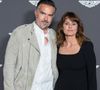 Faustine Bollaert, récemment séparée de Maxime Chattam, a confié qu'elle avait adressé un message à sa consoeur lorsqu'elle a appris qu'elle allait la remplacer. 

Maxime Chattam et sa femme Faustine Bollaert assistent à la première du film 'Top Gun Maverick' à l'UGC Normandie à Paris le 19 mai 2022 à Paris, France. Photo de Nasser Berzane/Abacapress.com