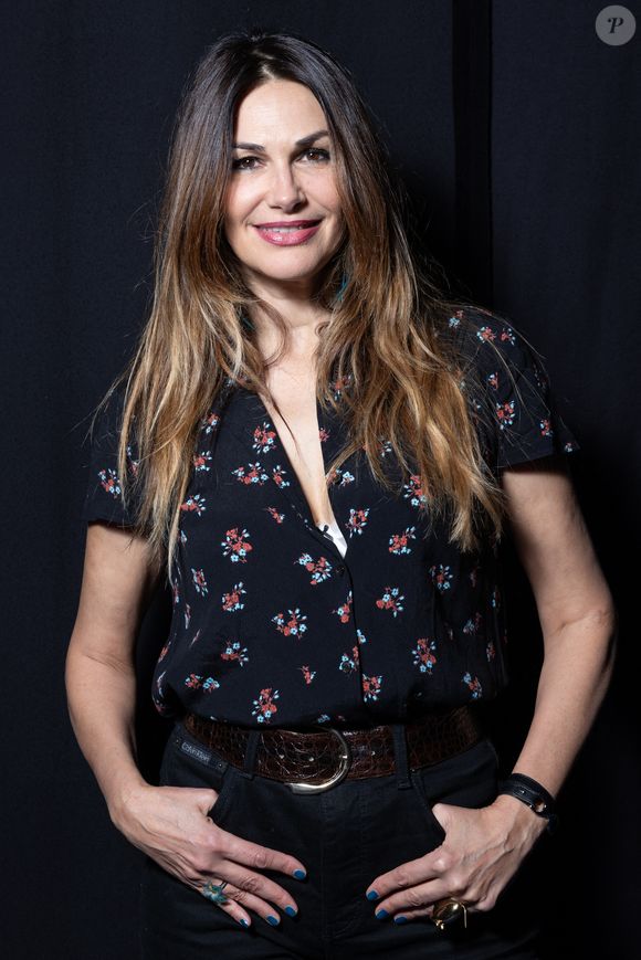 Exclusif - Helena Noguerra en backstage de l'enregistrement de l'émission "La Boîte à secrets", présentée par F.Bollaert et diffusée le 16 janvier 2026 sur France 3, dans les studios du Lendit à Saint-Denis, France, le 16 décembre 2025. © Cyril Moreau/Bestimage

|Emission - La Boite à Secrets du 15 décembre 2025