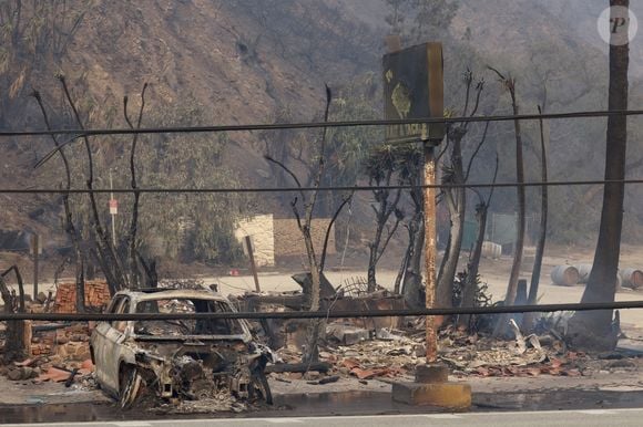 Les incendies qui ont ravagé la région de Los Angeles ont fait beaucoup de dégâts



Pictured: Reel Inn, Rosenthal Wine,