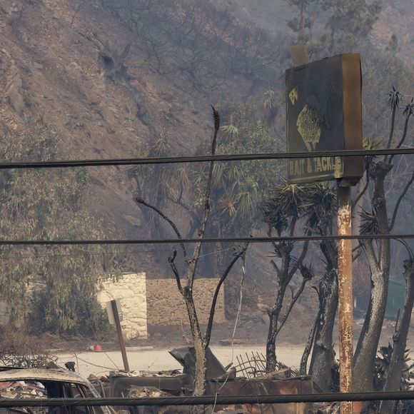 Les incendies qui ont ravagé la région de Los Angeles ont fait beaucoup de dégâts



Pictured: Reel Inn, Rosenthal Wine,