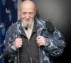 Interviewé par le Parisien et ne cherchant absolument pas la pitié de ses fans, il indique : "Je n’ai pas besoin de la condescendance du public". 

Charlelie Couture lors de l'enregistrement de l'émission "CS Cohen", présentée par C.C.Cohen, sur Radio J à Paris. Le 20 février 2024
© Jack Tribeca / Bestimage