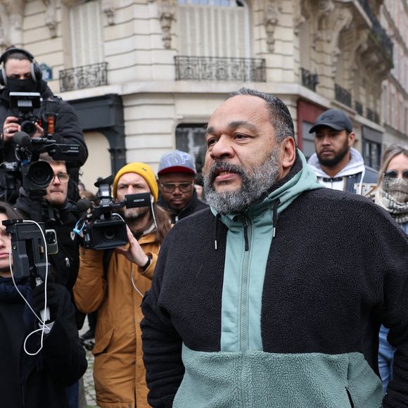 Dieudonné M'Bala M'Bala - Arrivées à l'hommage à Jean-Marie Le Pen en l’église Notre-Dame du Val-de-Grâce à Paris le 16 janvier 2025.

© Cyril Moreau / Bestimage
