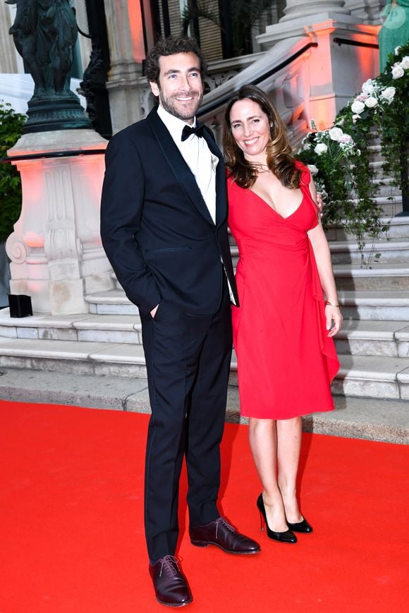 Une pause bien méritée suite à sa séparation avec son épouse et mère de ses enfants, Eve Von Romberg.

La famille Kretz : "L'Agence" sur TMC  : Martin Kretz et sa femme Eve von Romberg - Soirée de gala des 50 ans de la Fondation Claude Pompidou à l'Hôtel Marcel Dassault à Paris le 12 avril 2022.

Rachid Bellak / LMS / Bestimage
