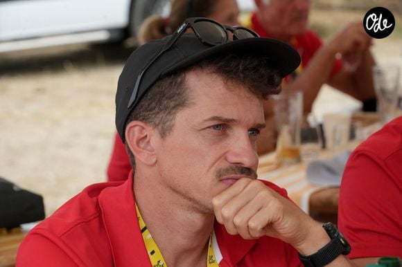 Exclusif - Mathieu Blanchard - Les célébrités lors de “L'Etape du Coeur” de l’association Mécénat Chirurgie Cardiaque lors de la 12ème étape de la 113ème édition du Tour de France entre Nevers et Chalon-sur-Saône, France, le 16 juillet 2026.© Anne-Sophie Guebey/Bestimage