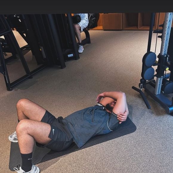 Slimane a choisi un coach de renommée pour ses entrainements sportifs. Capture d'écran Instagram