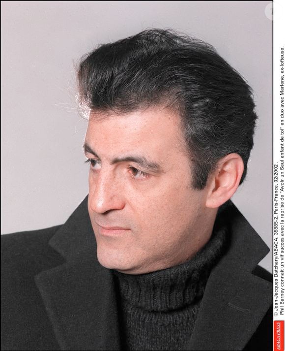 © Jean-Jacques Datchary/ABACA. Paris-France, 2002 . Phil Barney connait un vif succès avec la reprise de Avoir un Seul enfant de toi en duo avec Marlene, ex-lofteuse.