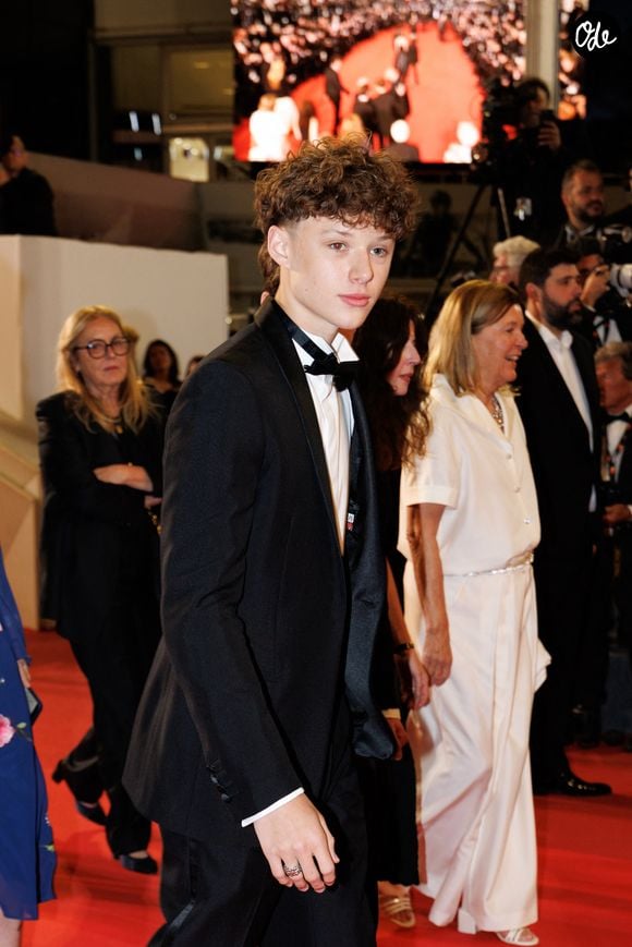 Marcel Canet - Descente des marches du film « Karma » lors du 79ème Festival International du Film de Cannes, le 15 mai 2026. © Jacovides-Moreau / Bestimage
