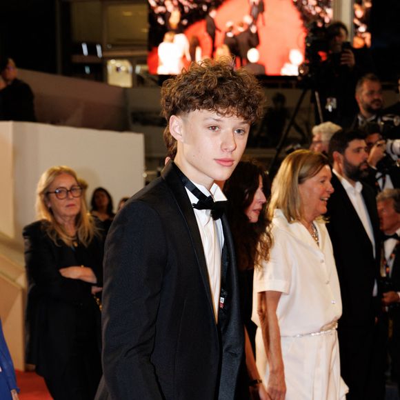 Marcel Canet - Descente des marches du film « Karma » lors du 79ème Festival International du Film de Cannes, le 15 mai 2026. © Jacovides-Moreau / Bestimage