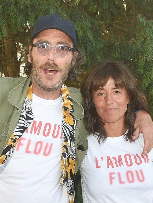 "Nous vivons à 600 mètres l'un de l'autre" : Romane Bohringer et Philippe Rebbot installés dans cette ville prisée aux portes de Paris