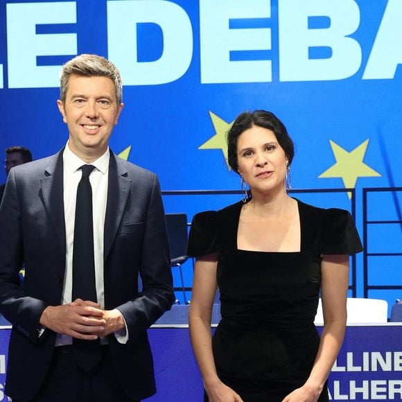 Maxime Switek et Apolline de Malherbe - Elections européennes 2024 : débat entre les têtes de liste sur BFM Tv le 27 mai 2024.

© Coadic Guirec / Bestimage