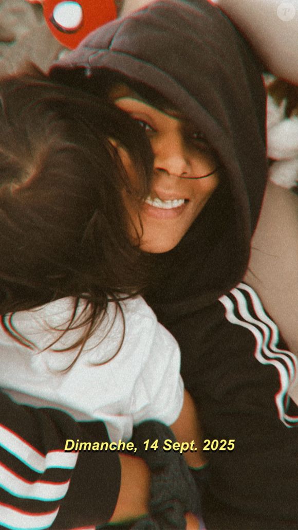 Shy'm et Tahoma se serrent dans les bras - Instagram