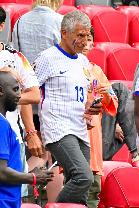 Nagui dans les tribunes de la demi-finale du Championnat d'Europe de football (Euro 2024) entre l'Espagne et la France (2-1) à Munich, Allemagne, le 9 juillet 2024. © Bestimage