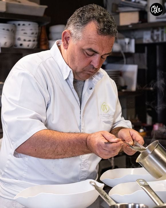 À bientôt 60 ans, il souhaite ralentir son rythme de travail.

Ivan Vautier, chef qui rend son étoile.