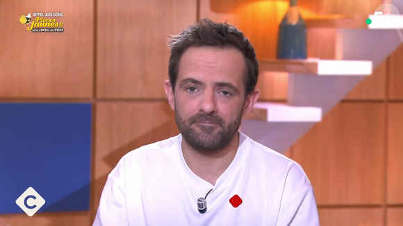 Sur Instagram, ce dernier a fait ses au revoir aux téléspectateurs

Pierre-Antoine Damecour remplace Bertrand Chameroy dans "C à vous" sur France 5.