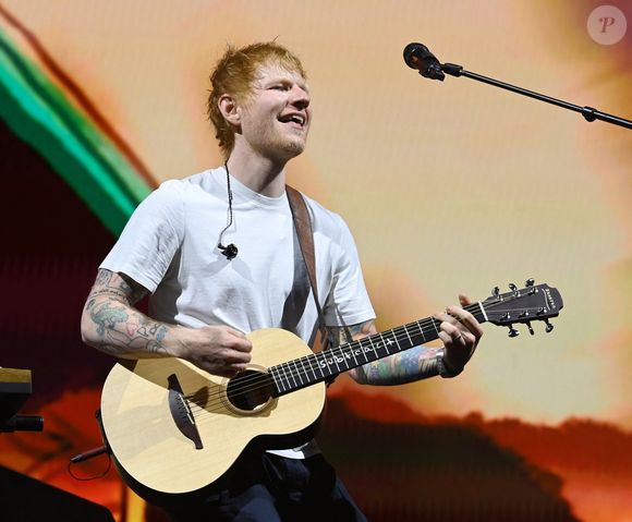 Ed Sheeran sur la scène de Radio 1 Big Weekend.  

Photo :  Backgrid UK / Bestimage