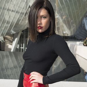 Adèle Exarchopoulos - People au défilé de mode "Louis Vuitton", collection prêt-à-porter printemps-été 2016, à la Fondation Louis Vuitton à Paris. Le 7 Octobre 2015 OLIVIER BORDE / BESTIMAGE