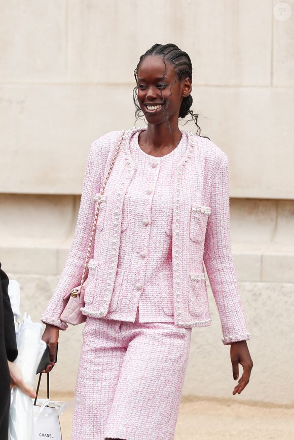 Ramata-Toulaye Sy - Les célébrités au défilé Chanel "Collection Haute Couture Printemps/Eté 2025" lors de la Fashion Week de Paris (PFW), le 28 janvier 2025
© Christophe Clovis / Bestimage
