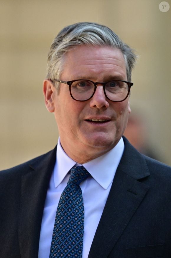 Keir Starmer, Premier ministre du Royaume-Uni à la sortie du sommet de la "Coalition des volontaires" en soutien à l'Ukraine au Palais présidentiel de l'Élysée à Paris, France, le 27 mars 2025. © Christian Liewig/Bestimage