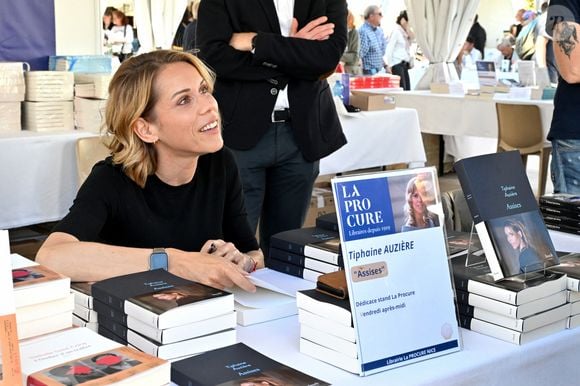 Tiphaine Auzière, avocate écrivain et fille de Brigitte Macron, durant la 28ème édition du Festival du Livre de Nice au Jardin Albert 1er.
© Bruno Bebert / Bestimage