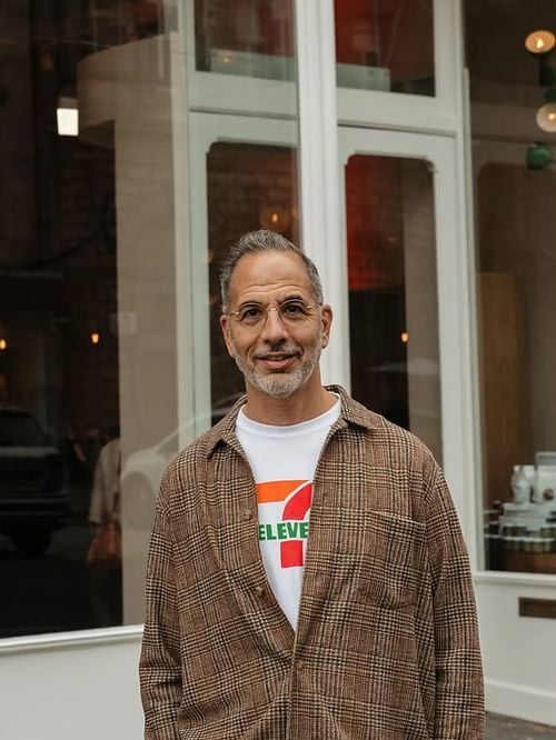 Yotam Ottolenghi a des restaurants partout dans le monde, sauf à Paris et il explique pourquoi : "On a cherché un lieu"