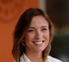 Dans une interview à "TF1 Info", Isabelle Ithurburu s'est en effet promis de ne jamais privilégier sa région de cœur, le Pays Basque, dans son JT. "On me le demande tout le temps, mais je ne le ferai pas parce qu’il y a d'autres régions, il n'y a pas que celle-là", assure-t-elle.

Isabelle Ithurburu - Les célébrités au village lors des Internationaux de France de Tennis de Roland Garros le 1er juin 2025. © Dominique Jacovides / Bestimage