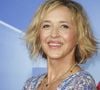 Dans son jardin, elle jardine, récolte ses olives et les apporte au moulin, partageant avec enthousiasme le fruit de cette petite production.

Hélène de Fougerolles - Photocall de l’Upfront 2026 de TF1 à la Seine Musicale à Boulogne-Billancourt le 18 juin 2026. C’est à l’occasion de sa traditionnelle présentation aux annonceurs («upfront») que le groupe TF1 a choisi d’annoncer ce jeudi soir la concrétisation de son accord de distribution signé avec il y a un an jour pour jour avec Netflix. © Coadic Guirec/Bestimage
