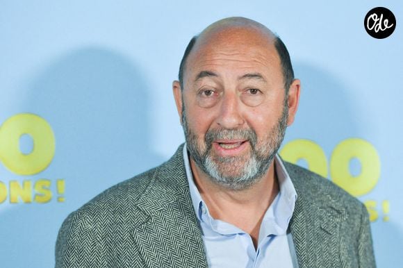 Kad Merad lors de la première du film « Cent Millions » à Paris, en France, le 17 mars 2025. Photo : Aurore Marechal/ABACAPRESS.COM