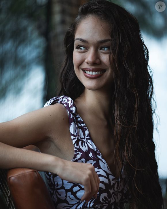 Hinaupoko Deveze, Instagram