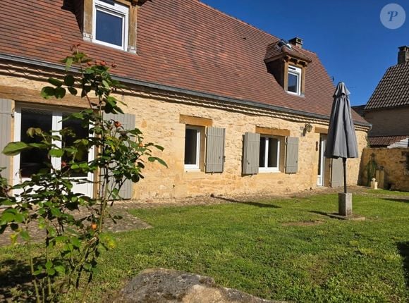 Sur les réseaux,  l'ex-maillot à pois du Tour de France en fait fréquemment la promotion pour séduire au quotidien de nouveaux locataires !

(Capture d'écran - lamaisondejade24220 - en avril).